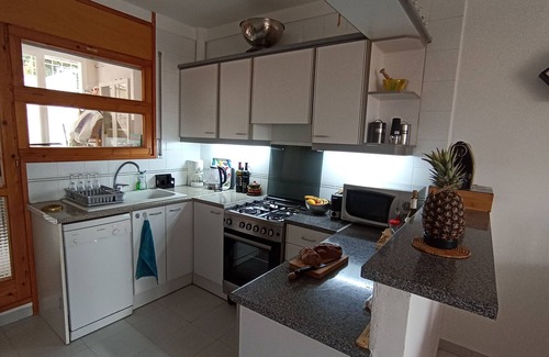 L'Estartit House | Casa Tina. Panoramic sea view. Beach 5 mins away by car.