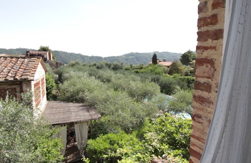 Camaiore Villa | Casa Torretta at Borgo4case - antico rustico in pietra, immerso nella natura