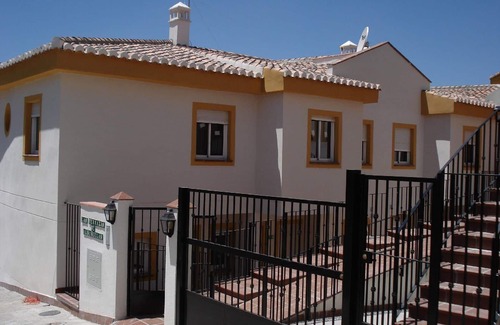 Albunuelas House | "Casa Tulipan" with private terrace