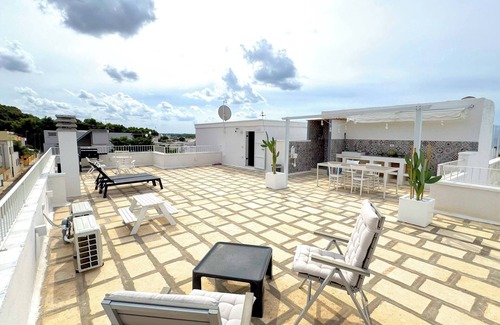 Lido Conchiglie Apartment | Casa Vacanze OBLÒ between Lido Conchiglie and Montagna Spaccata