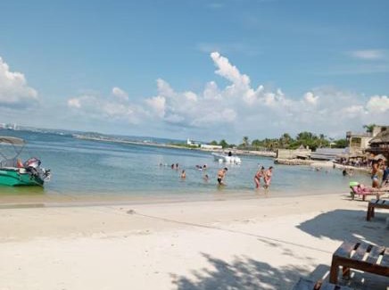 Tierra Bomba Island House | Casa vacacional en choloncito isla tierra bomba cartagena