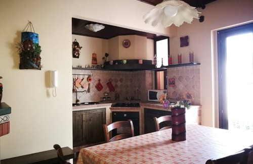 Santa Venerina House | casa vacanza a piedi dell etna