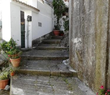 Aieta House | Casa- Vacanza Giro' - C2A6PEU3OW