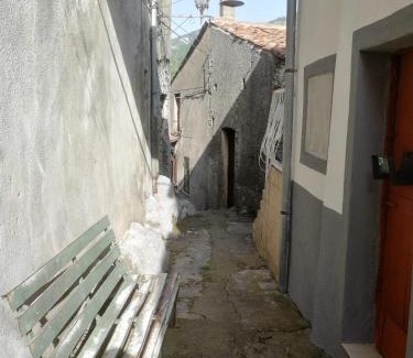 Aieta House | Casa- Vacanza Giro' - C2A6PEU3OW