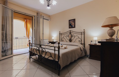 Porticello Apartment | casa vacanze da monia