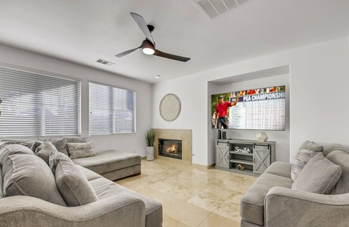 Coachella House | Casa Verano: Private Pool & Spa, Game Room, BBQ!