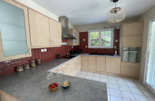 Doussard House | Casa Verso on Lake Annecy, with view