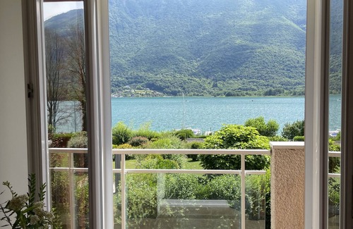 Doussard House | Casa Verso on Lake Annecy, with view
