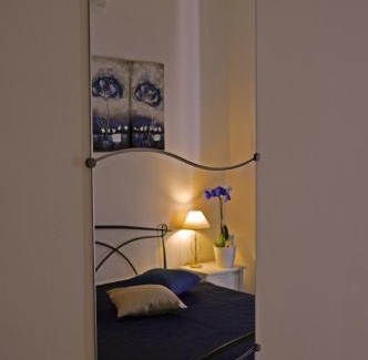 San Giovanni Apartment | Casa Via Cesena