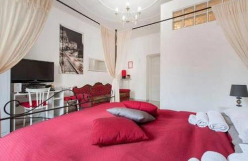 San Giovanni Apartment | Casa Via Cesena