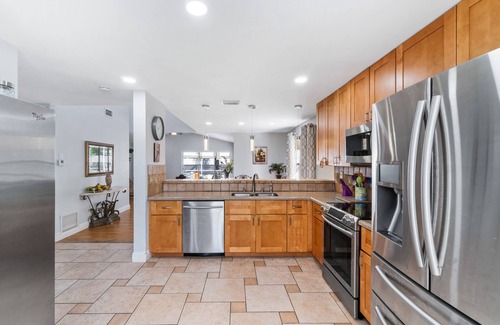 Wellington House | Casa White Coral - Polo Ready, 2 Story Florida Pool Home