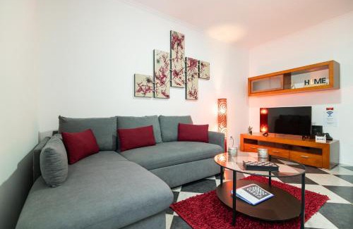 Povoacao House | Casa Xadrez