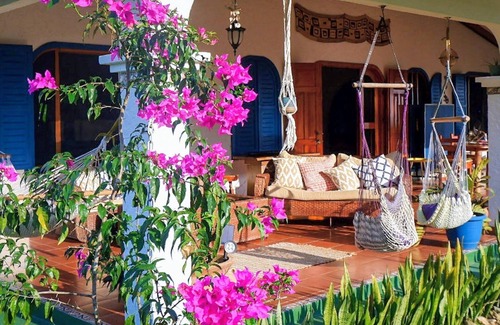 Langostino Villa | Casa Zenn : Beautiful Hill-top Villa