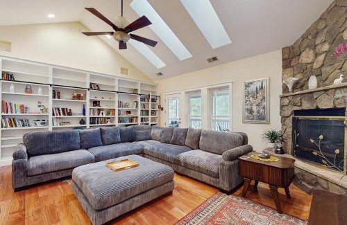 Groveland House | Casa Zomy