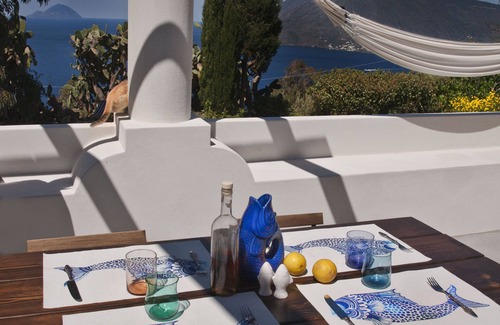 Quattropani House | Casa Zuleika Panoramic Hideaway