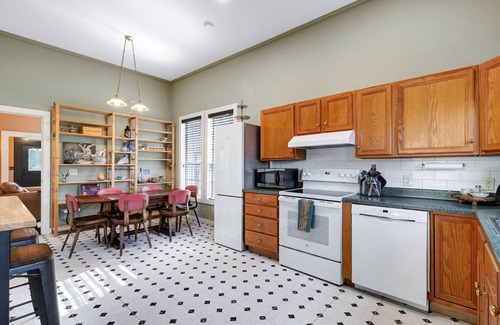 Government Hill House | Casabella - A Birdy Vacation Rental