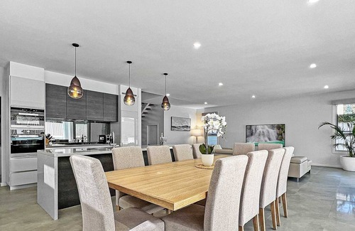 Shell Cove House | Casablanca -Luxury House Near Shellharbour Marina