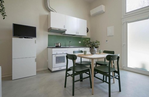Castel San Pietro Terme Apartment | Casadelfalegname ROVERE