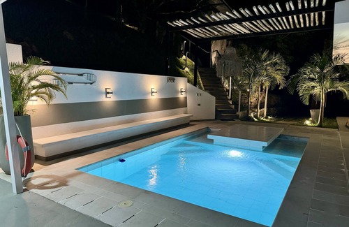 Apulo House | CasaDorothea 1: Privacy and Pool for Two