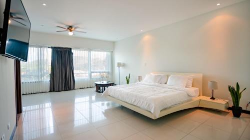 Carrillos Apartment | CasaGuana