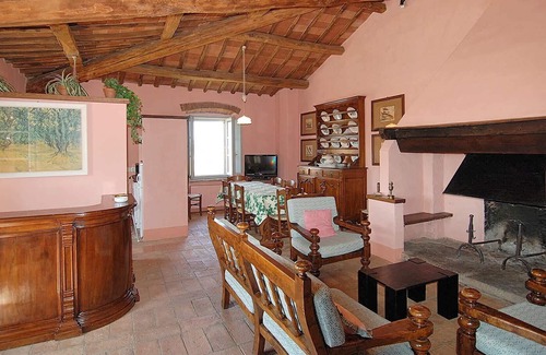 Paciano Villa | Casale Faldo