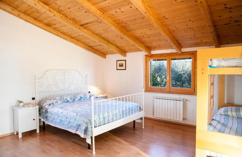 Cantalupo Apartment | Casale Mi Cantino