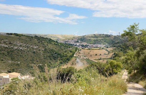 Ragusa House | Casale Panorama Ibleo "Mezzogiorno"