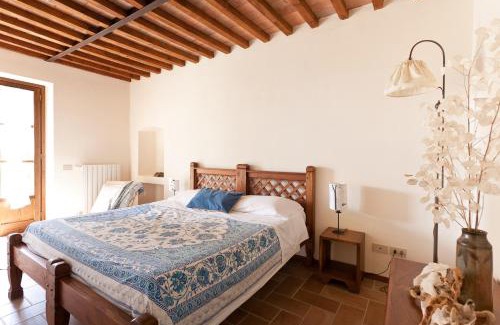 Riparbella House | Casale Pundarika