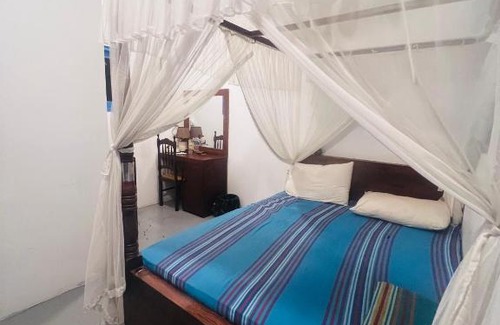 Kamburugamuwa Hotel | CasaLuna