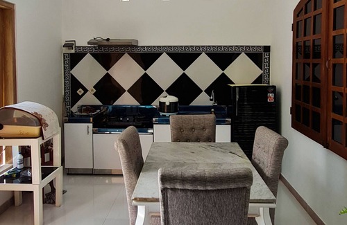 Sleman House | Casamia Homestay