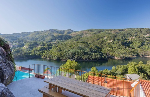 Parada de Bouro House | Casapinhãodesousa