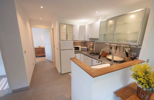 Calvi House | Casarone : Havre de paix avec vue sublime sur Calvi, piscine et nature