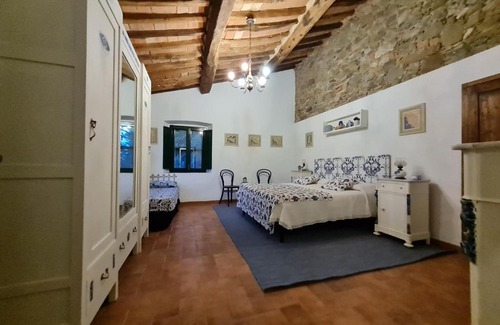 Chianni House | Casarossa, la casa del cuore