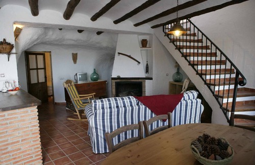 Galera House | Casas Cueva El Mirador de Galera for 8 people