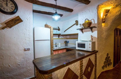 Galera House | Casas Cueva El Mirador de Galera for 8 people