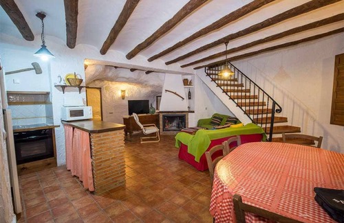 Galera House | Casas Cueva El Mirador de Galera for 8 people