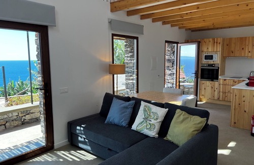 Gaula Cottage | CASAS DO LARANJO- Cottages Infinity Pool