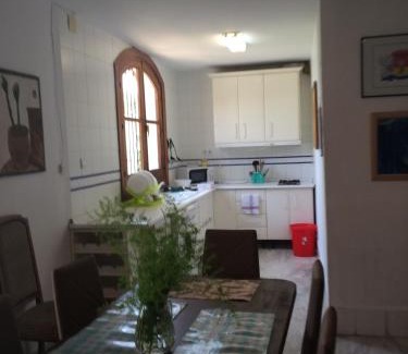 Salobrena Apartment | CASAS-E-Y -F-pequeño conjunto casas adosado