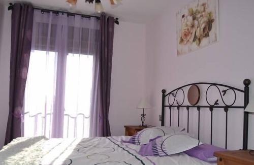 Bernuy-Salinero Cottage | Casas Rurales "El Dolmen" y "La Senderilla" for 3 people