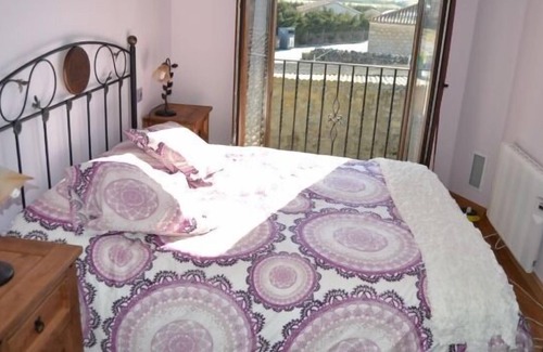 Bernuy-Salinero Cottage | Casas Rurales "El Dolmen" y "La Senderilla" for 3 people