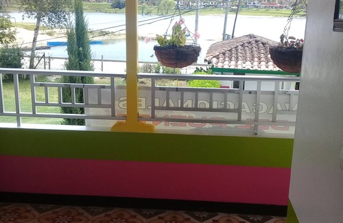 Guatape House | CASAS VACACIONALES VILLA DEL PUENTE