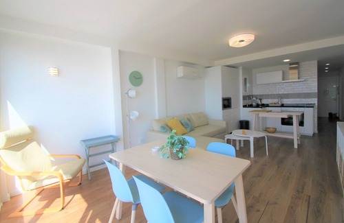 Vista Hermosa Apartment | CasaTuris Urb. La Marina a few meters from the Postiguet Beach