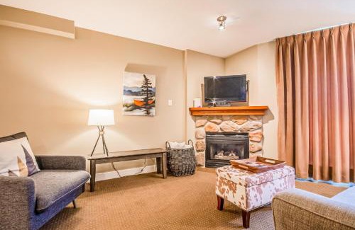 Village North Apartment | Cascade Lodge by Elevate Vacations