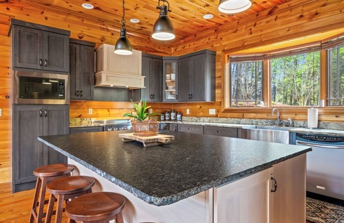 Caton Cabin | Cascading Falls Lodge ~ Private Waterfall & Pickleball Court