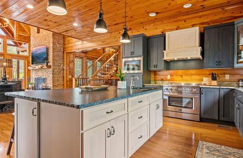 Caton Cabin | Cascading Falls Lodge ~ Private Waterfall & Pickleball Court