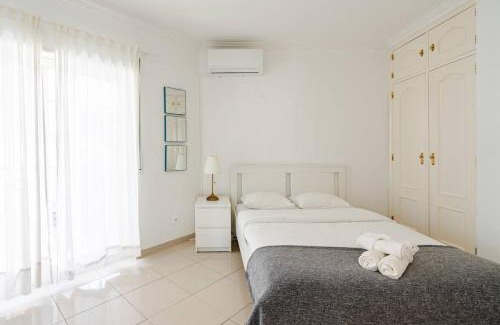 Alvide House | Cascais swiming pool Alvide Guest House