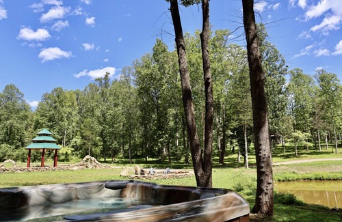 Stanardsville Apartment | Cascina Rococo at White Lotus Eco Spa Retreat