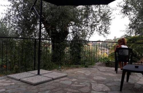 Pompeiana Apartment | Case giardino