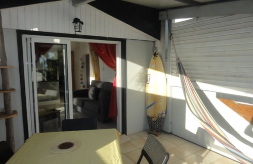 Piton Saint-Leu Apartment | CASEMAMIRI Appart tout confort 4 pers +1 bb, terrasse vue mer, piscine
