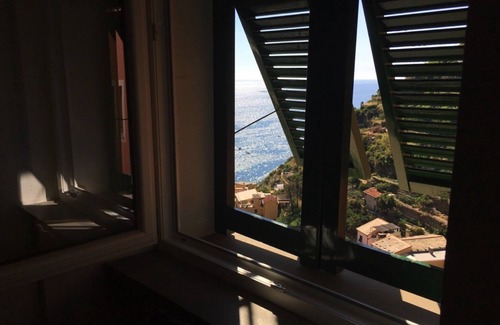 Manarola House | CasEstate Home Abroad - Starfish